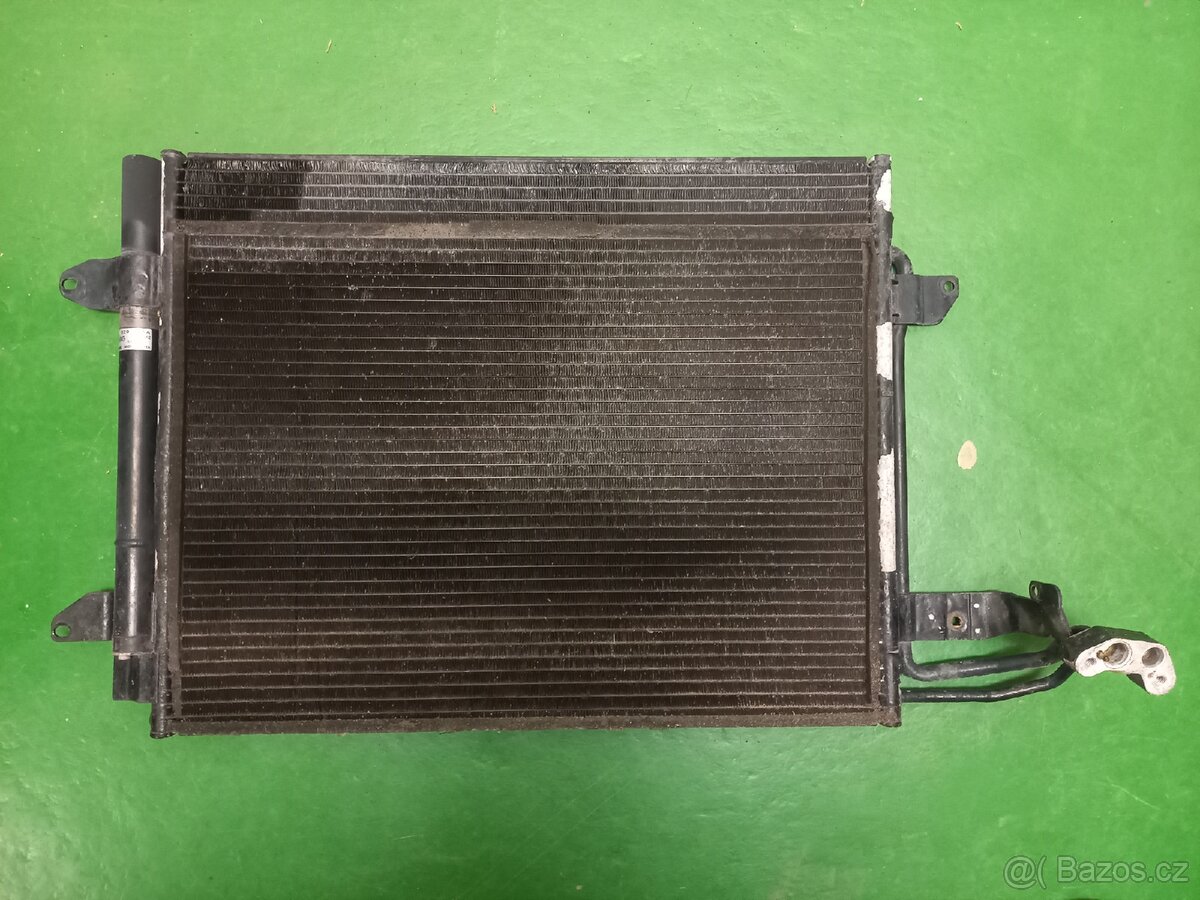 VW Touran - chladiče (voda, klima cooler) - 5