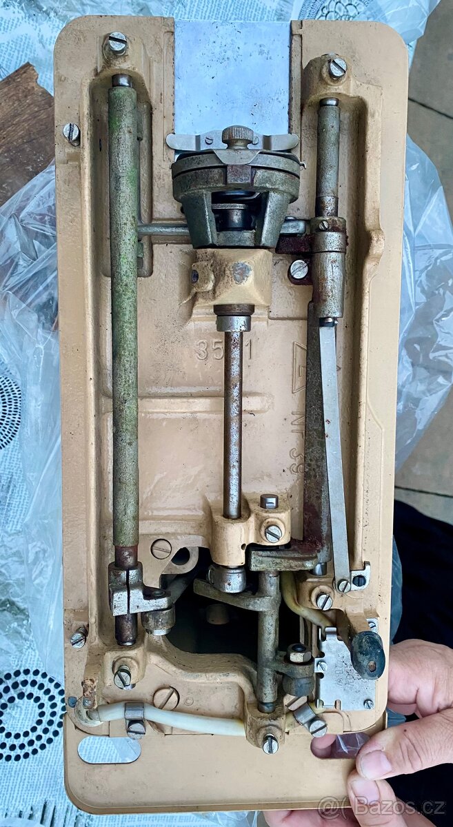 Šicí stroj Lucznik 415 - 5