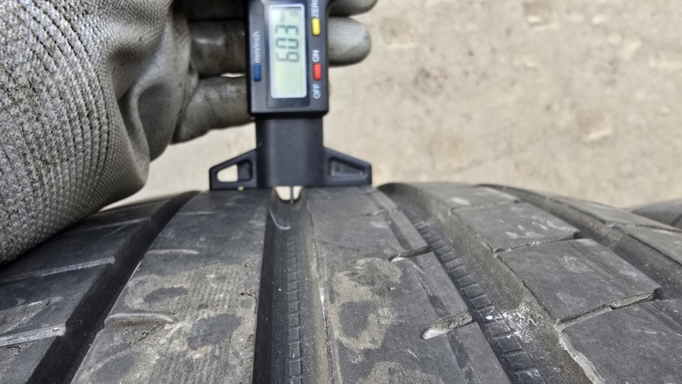 Letní pneu 225/40/18 Good Year - 5