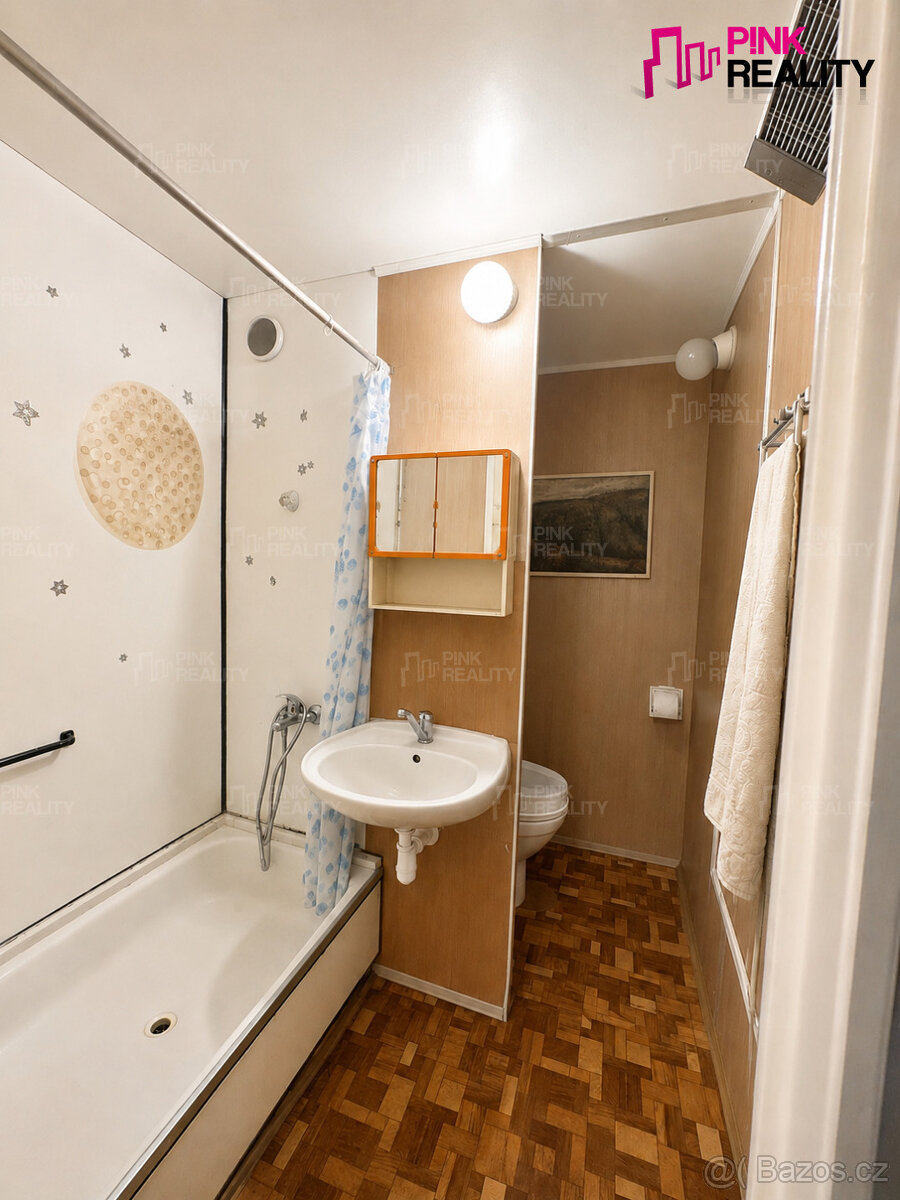 Prodej bytu 2+kk, sídliště Plhov, Náchod - 5