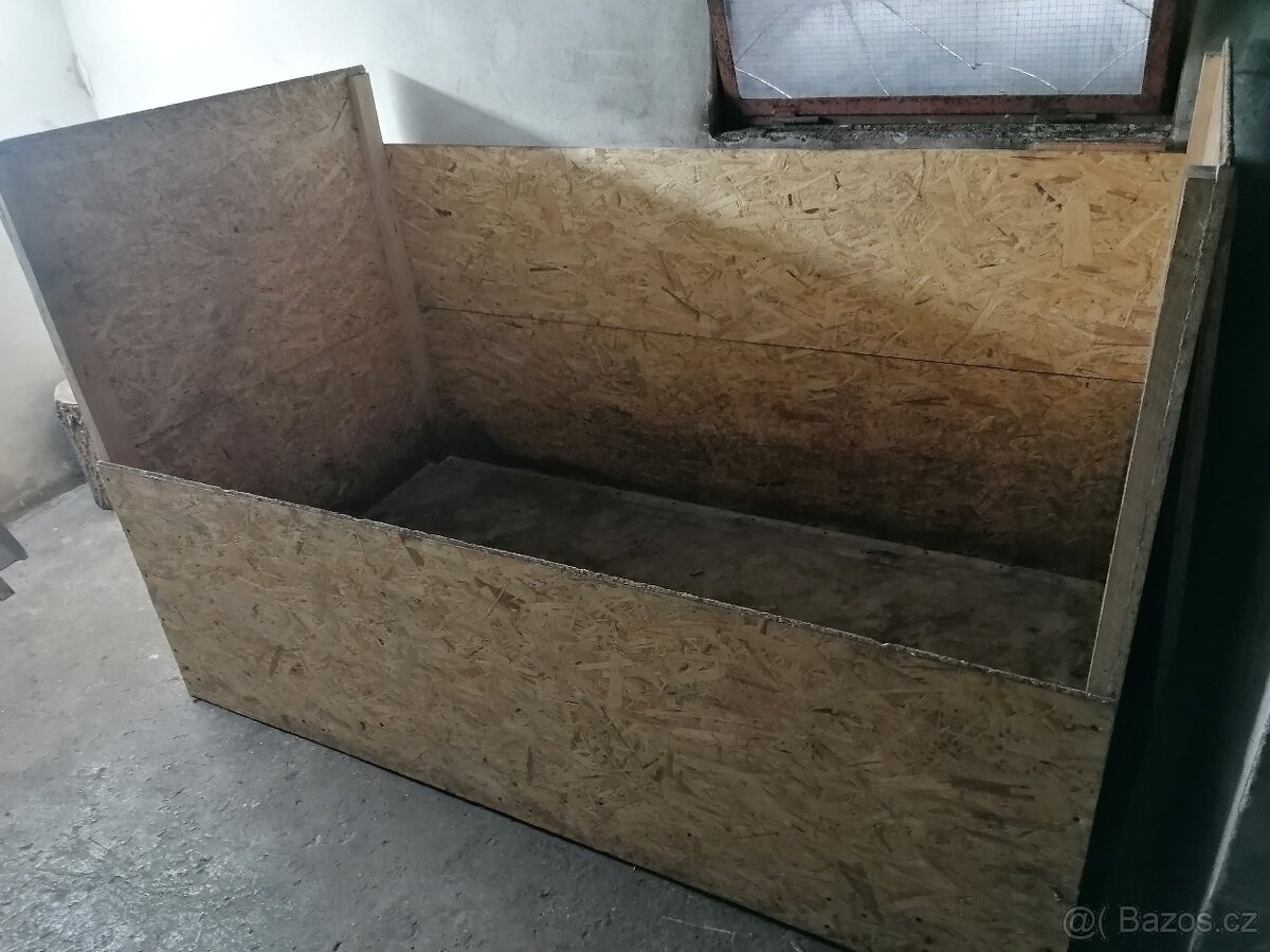 Koje na uhlí s osb desek - 5