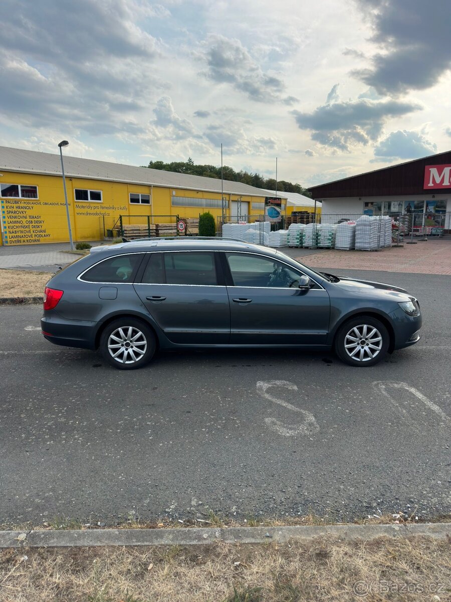 Škoda Superb - 5