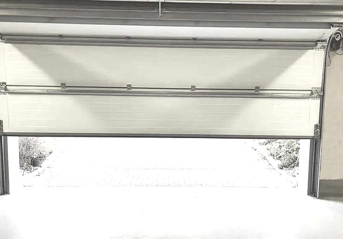 PRODÁM KRYTÉ GARÁŽOVÉ STÁNÍ - Brno, U Leskavy - 5