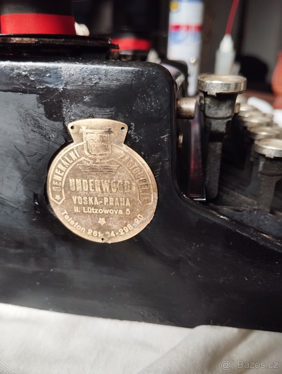 Starožitný psací stroj Underwood - 5