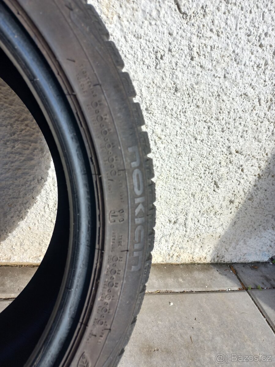 NOKIAN WR A4 205/45 R17 88 V XL - 5