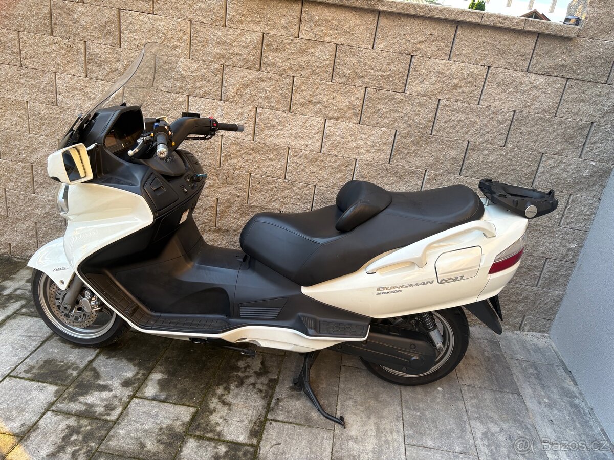 Suzuki Burgman 650 executive 2010 CZ doklady - 5