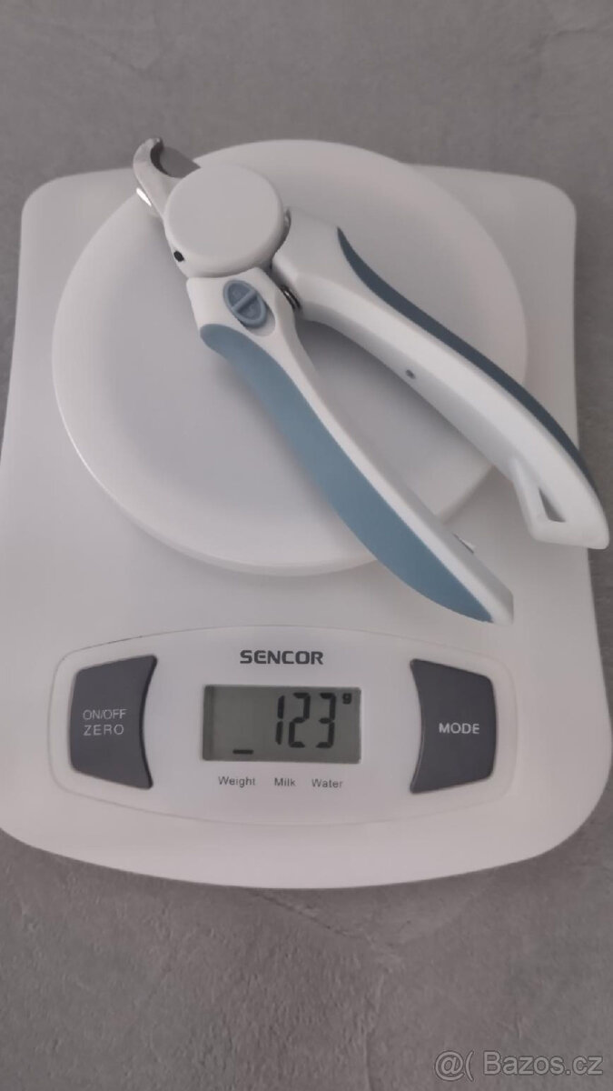 NŮŽKY/KLEŠTĚ NA TLAPKY PRO DOMÁCÍ MAZLÍČKY/ LED SVĚTLO - 5