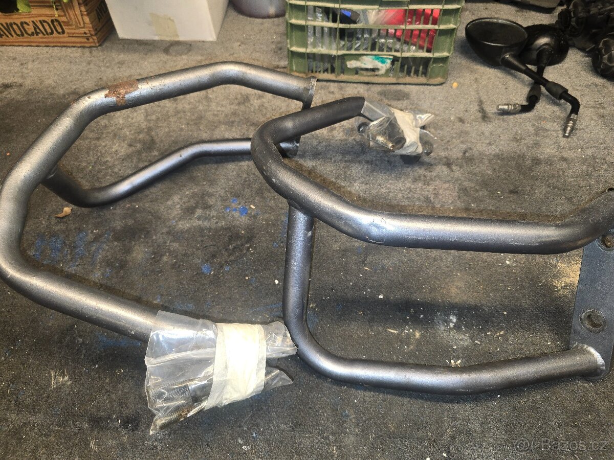 Bmw GS 1200R 2012 padací ramy. - 5