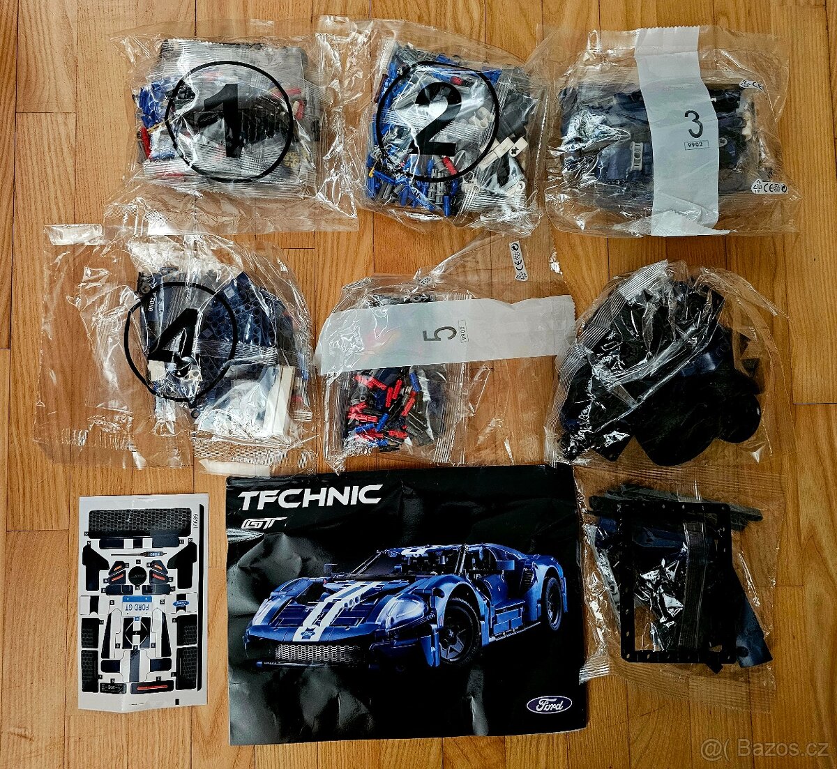Stavebnice Ford GT– plně kompatibilní s LEGO 42154 - 5