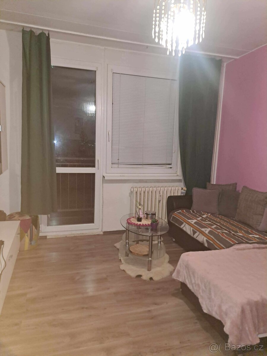 Pronajmu 3+1 s balkónem. - 5