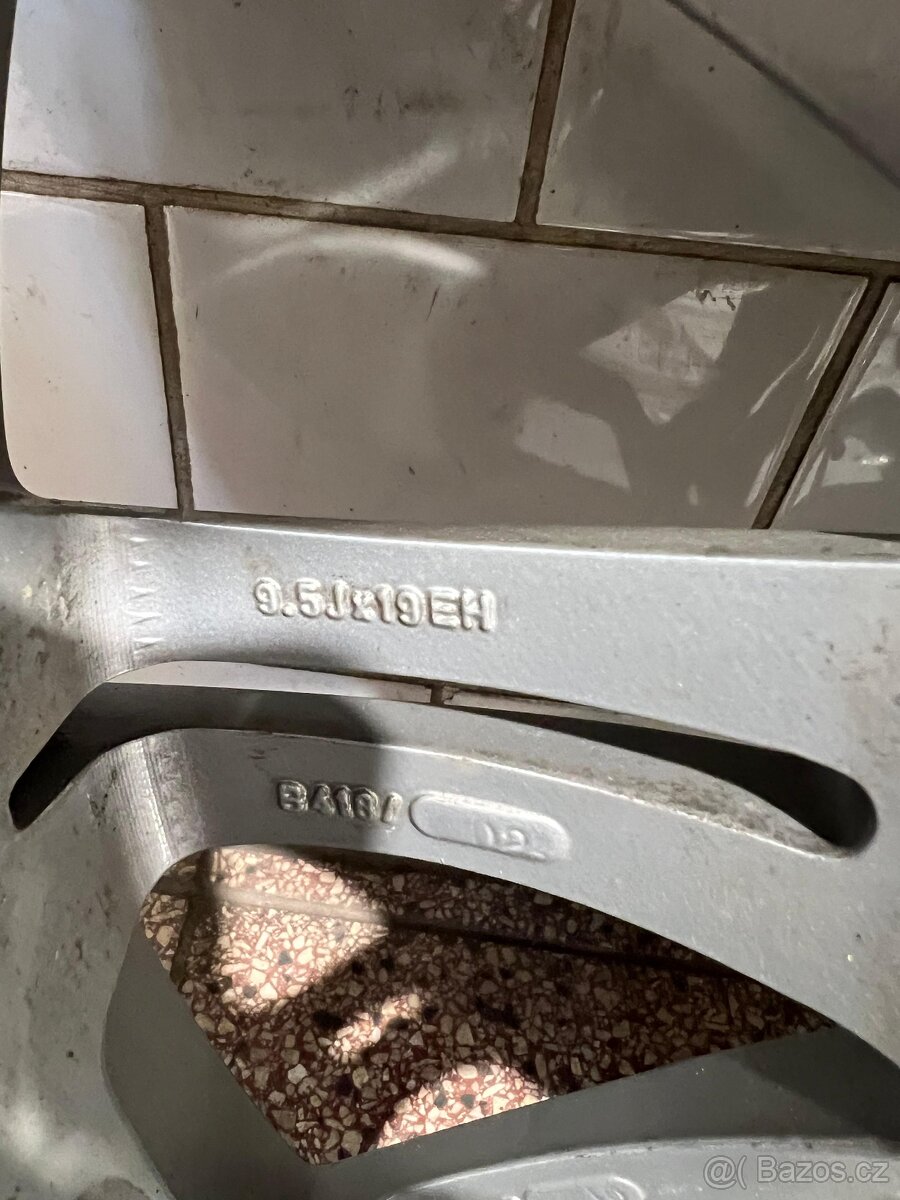 Kompletní kola BMW 3 M - 5