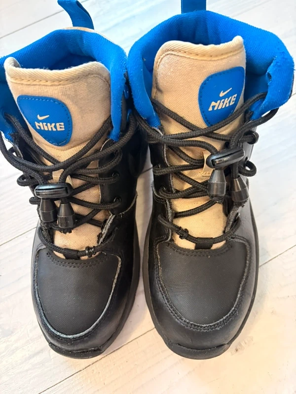 Kotníkové tenisky Nike 33,5 - 5