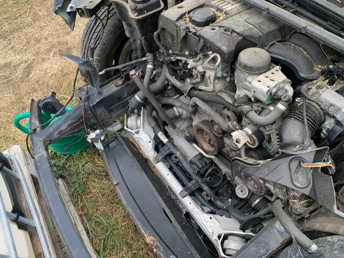 BMW E87 118i díly / na díly - 5