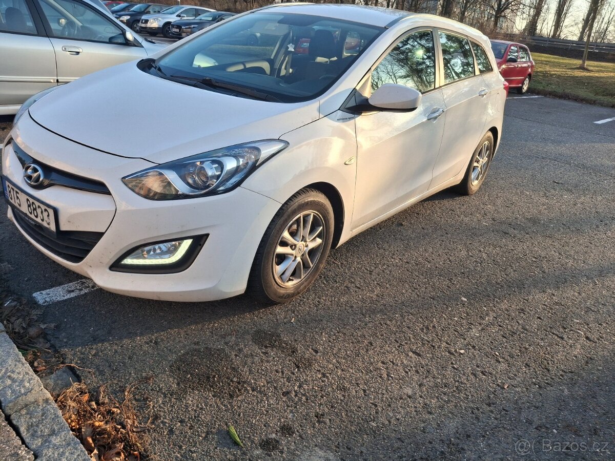 i30, 1.4 73kW, bile kombi Ostrava - 5