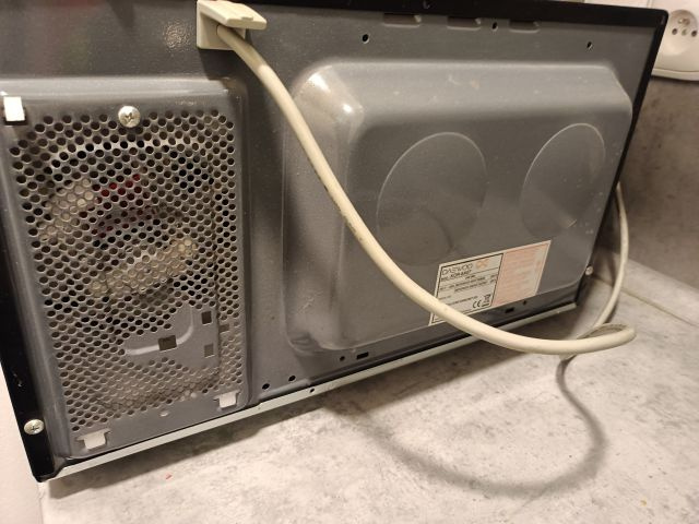 Černá mikrovlnná trouba Daewoo jako NOVÁ - 5