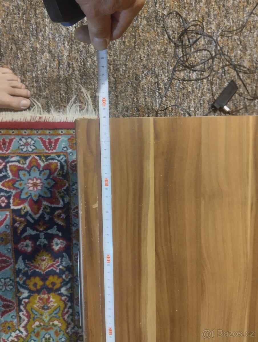 Televizní stolek - 5