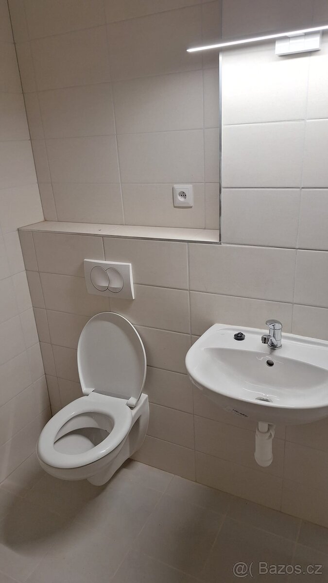 Pronájem bytu 1+1 Štrossova, Pardubice - 5