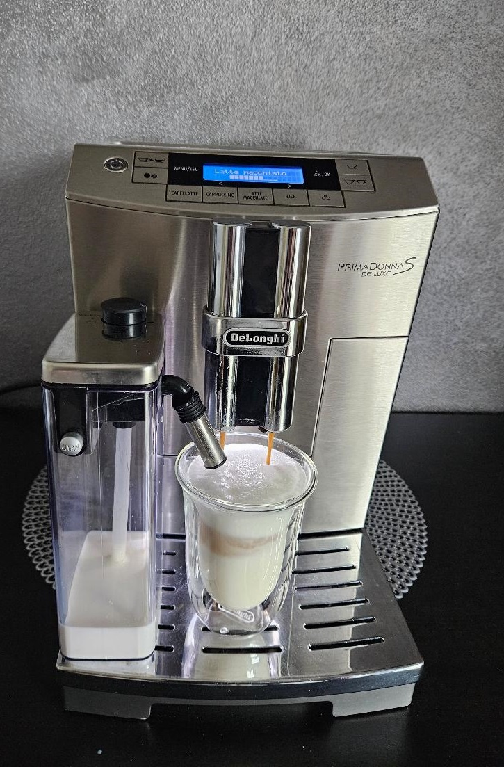 Kávovar De Longhi Prima Donna S De Luxe - super - 5