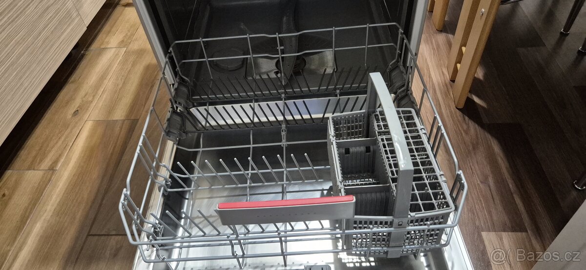 Myčka Bosch série 4 - 5