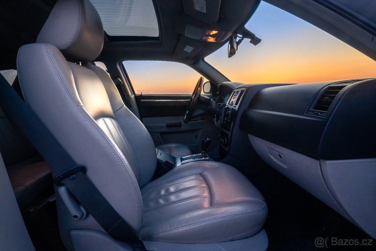 CHRYSLER 300C TOURING 3.0 V6 CRD 160kW - 5