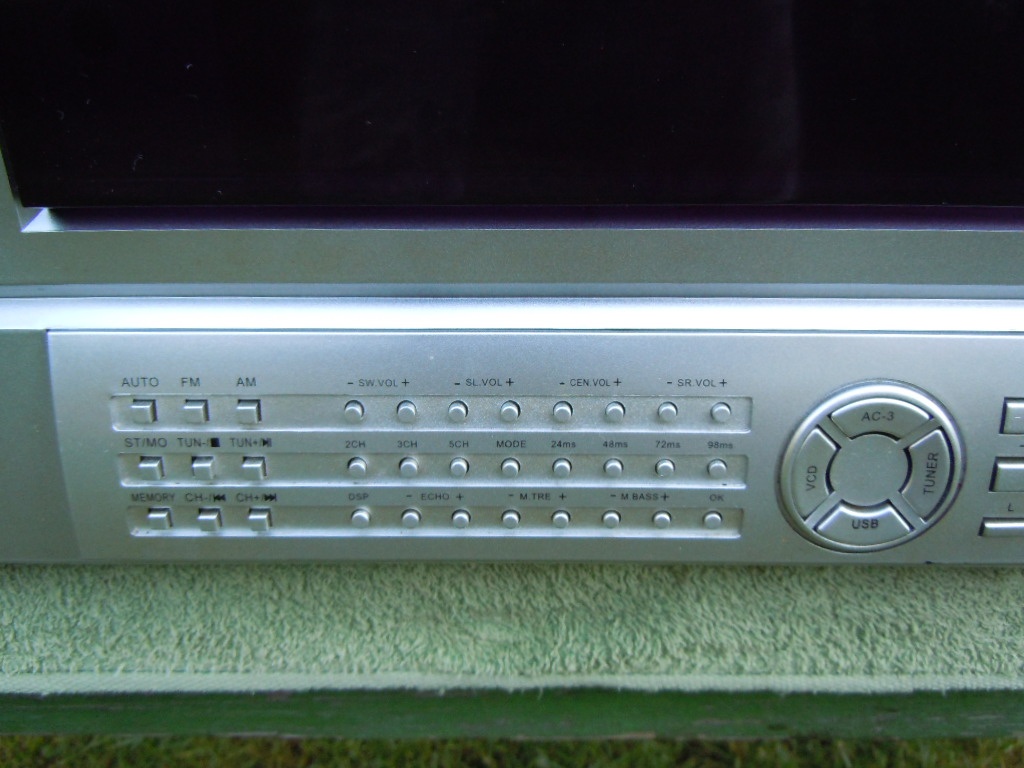 HYUNDAI AMP - 510 USB - 5