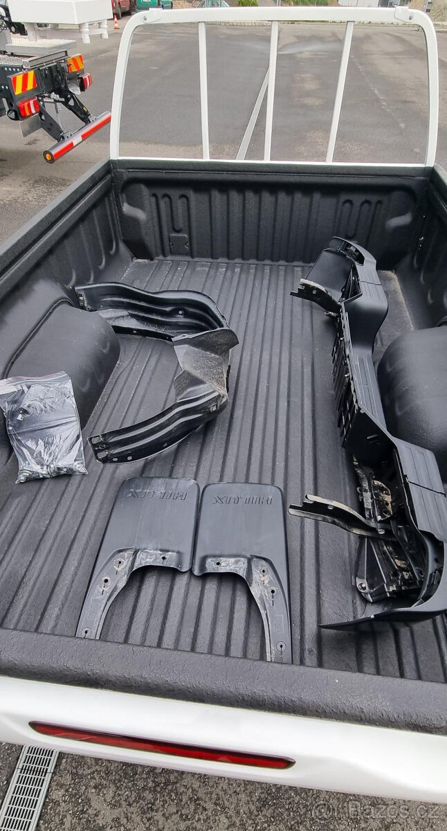Toyota Hilux Kompletní korba Single Cab nová
