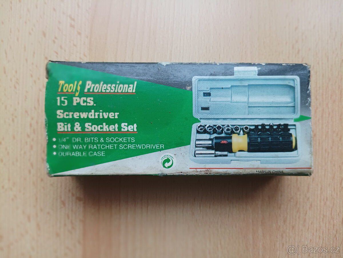 Multifunkční šroubovák s bity/sada nástrčných hlavic - 13 ks - 5