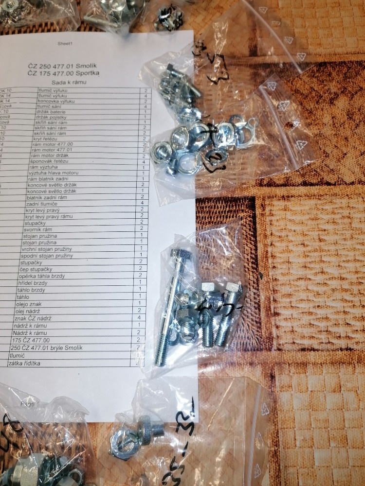 Sada šroubů k rámu ČZ 250 477 01 Smolík,ČZ 175 477 00 Sport - 5