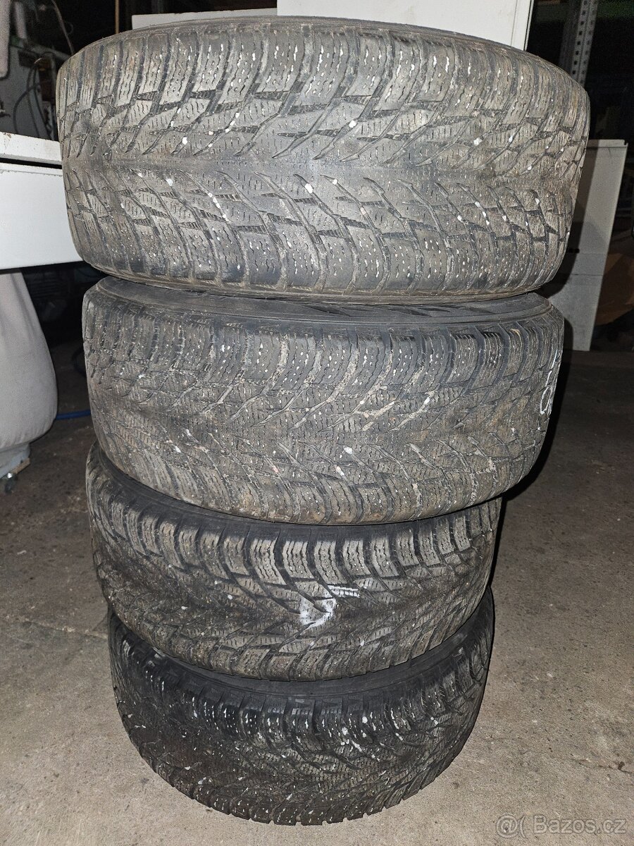 Disky Volvo originál a zimní pneu 255/55 r17 - 5