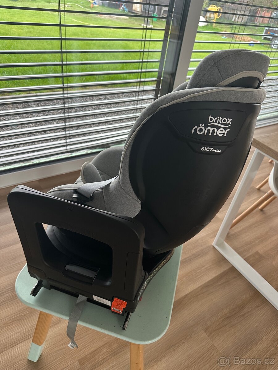 Autosedačka BRITAX RÖMER Dualfix M i-Size Nordic Grey - 5