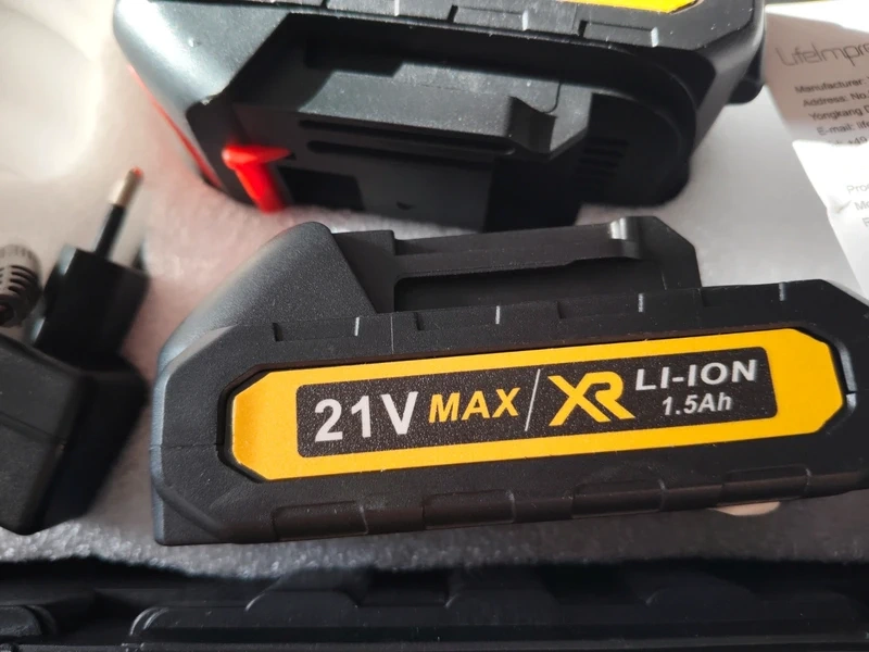 Aku tlakový čistič pro auto - 5