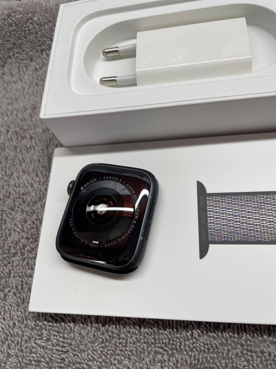 Apple watch series 4 44mm - 5