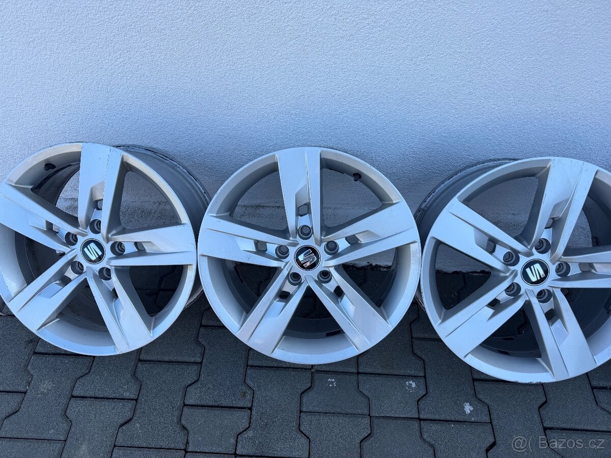R17 5X112 Seat Skoda - 5