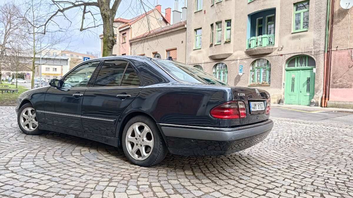 E 270 cdi - MANUÁL - 5