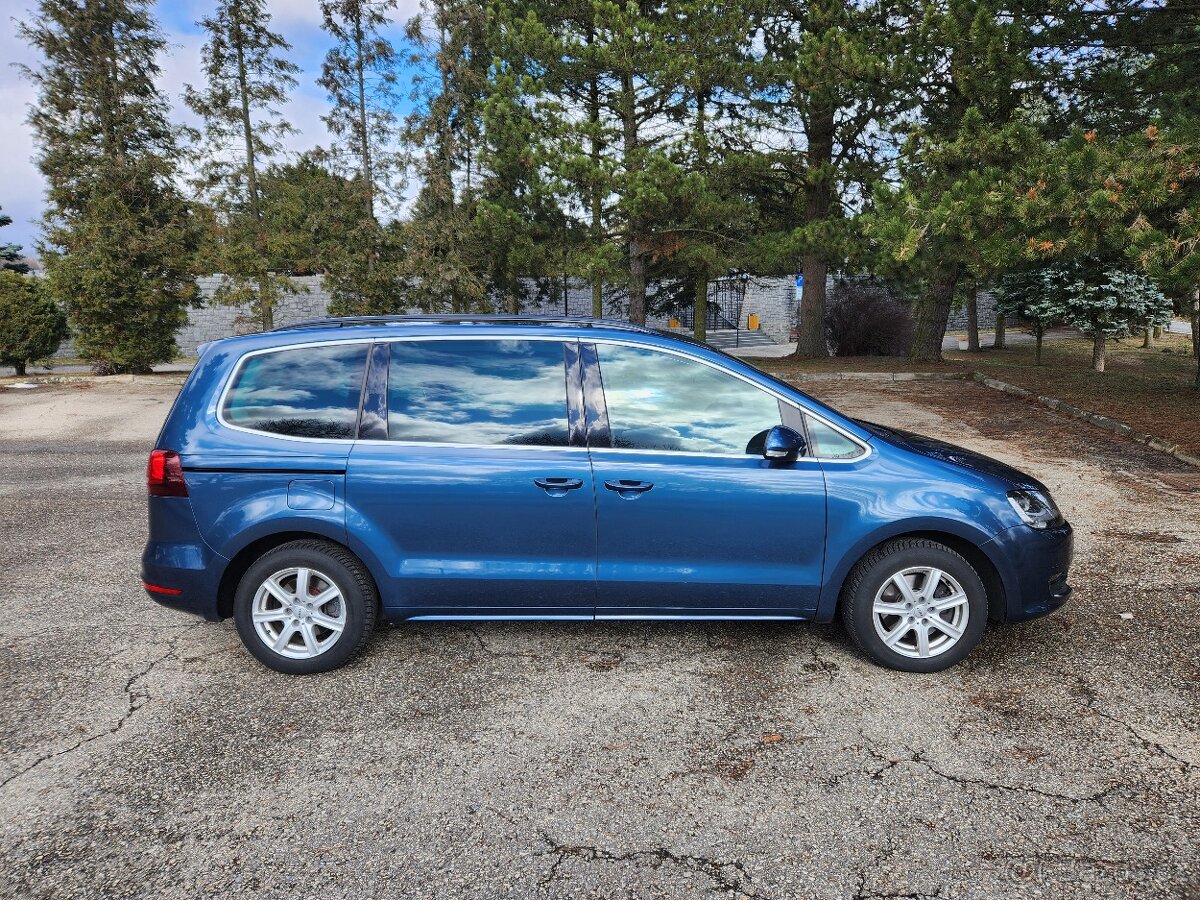 VW Sharan DSG r.2016 Facelift, 7 míst, 175.000km, el.dveře - 5