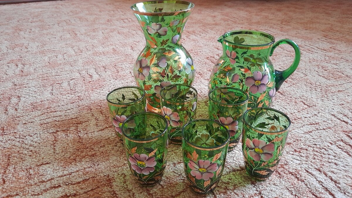 sada 6 sklenic + džbán + váza - 5