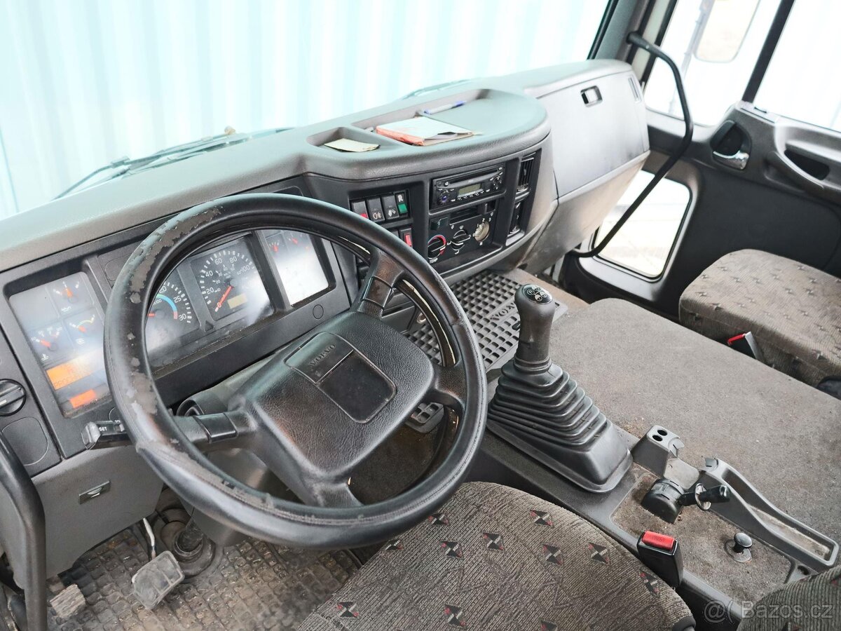 Volvo FL 250, SPECIÁLNÍ NÁKLADNÍ AUTOMOBIL NA OPRAVU SILNIC, - 5