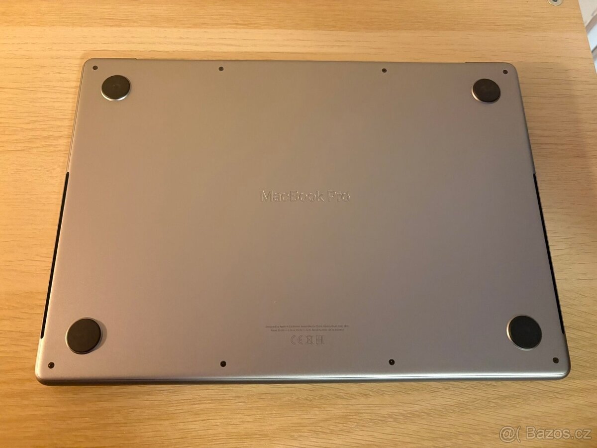 Apple MacBook Pro 14" 2021, M1 Pro 8-core 16GB/512GB - 5