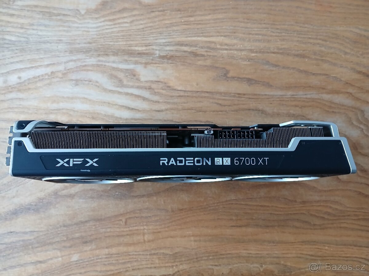 Grafická karta XFX Radeon RX 6700 XT - 5