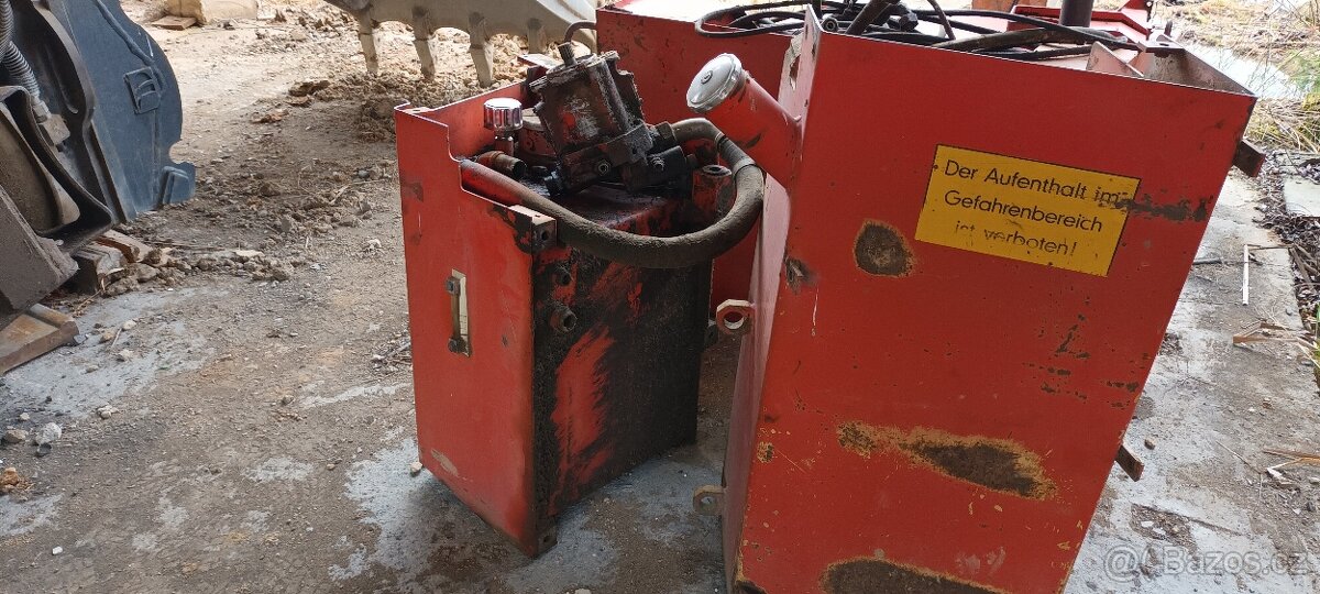 Nakladač OK L20, ND - motor, nápravy a jiné díly - 5