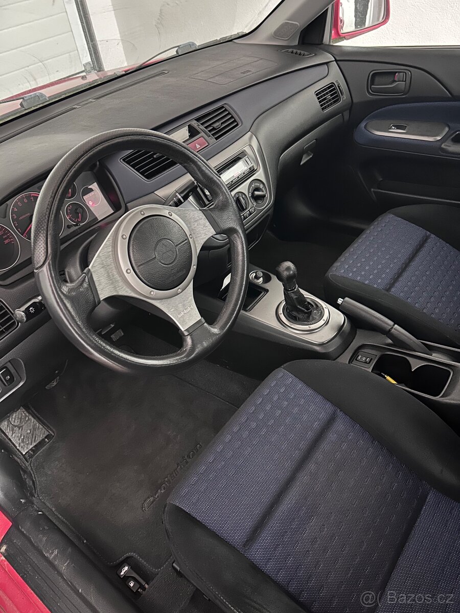 Mitsubishi Lancer Evo VIII - 5