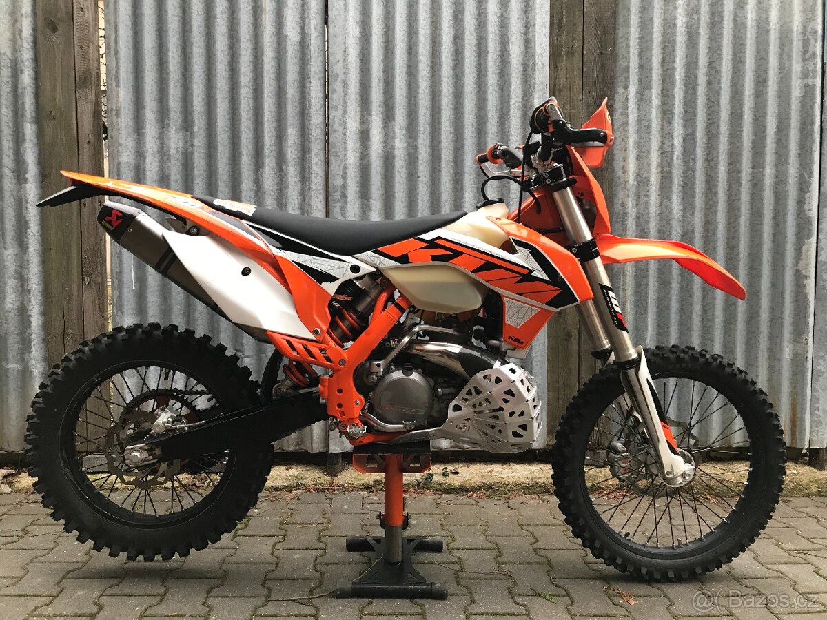 Laděné koleno FMF - KTM 250 / 300