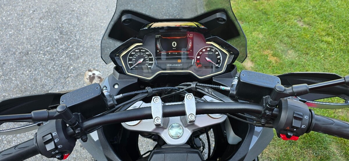 Maxi skútr Peugeot XP400 GT - 5