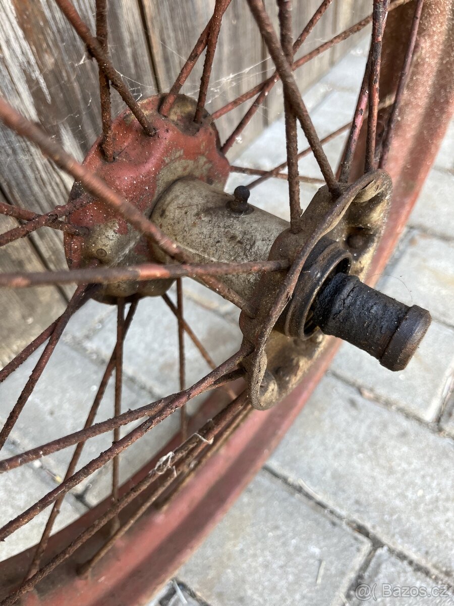 Zadní kolo, Jawa půlbuben 16" - 5