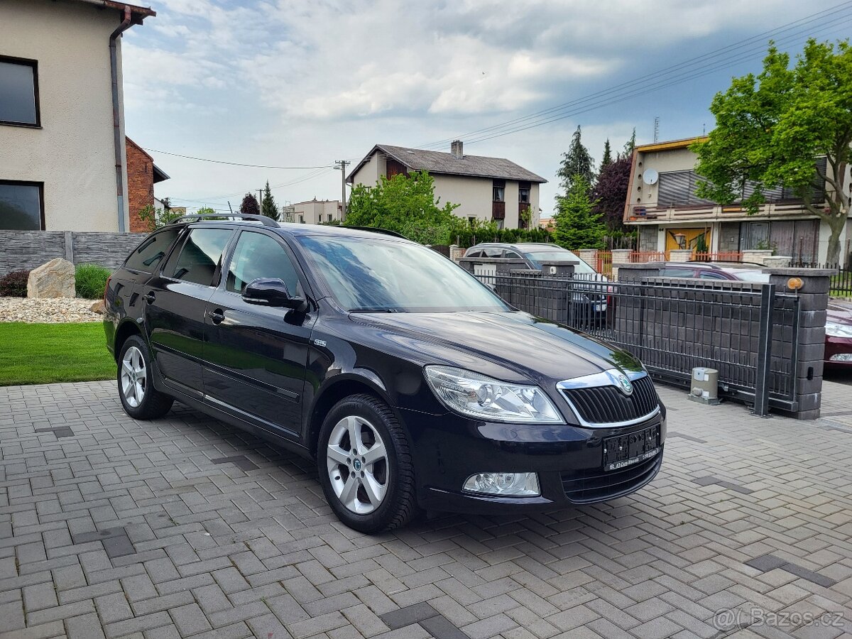 PRODÁNO Škoda Octavia combi 1.4Tsi 90kw,výbava FAMILY - 5