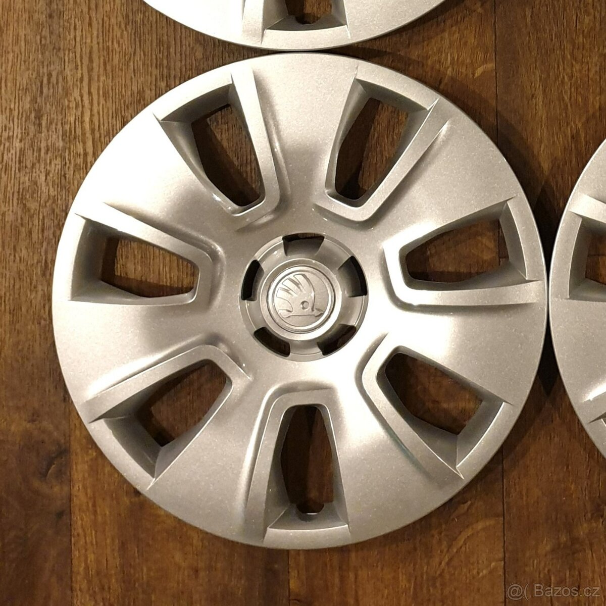 Prodám kryty kol Škoda r16 B2802 - 5