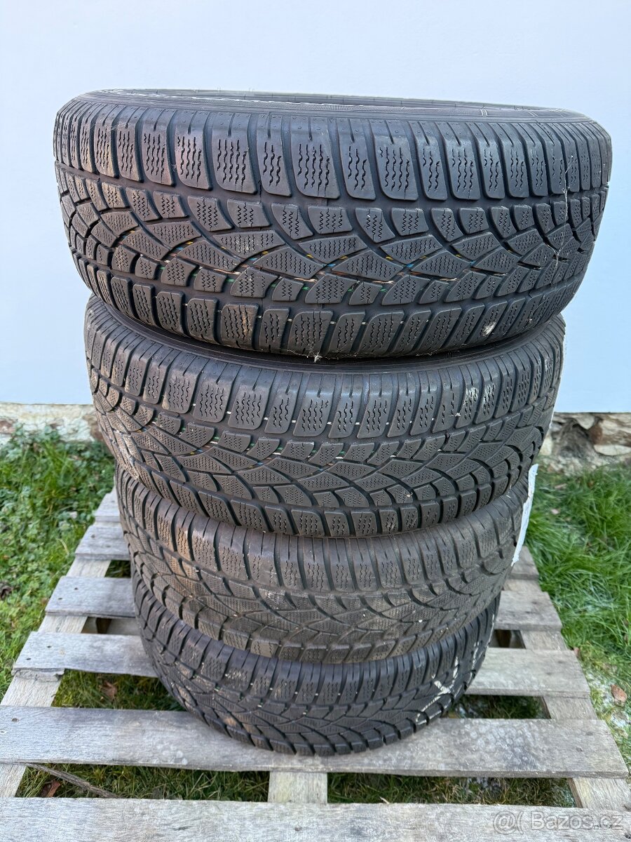 17 5x112 zimni Audi 235/65 17 6-7mm original sada - 5