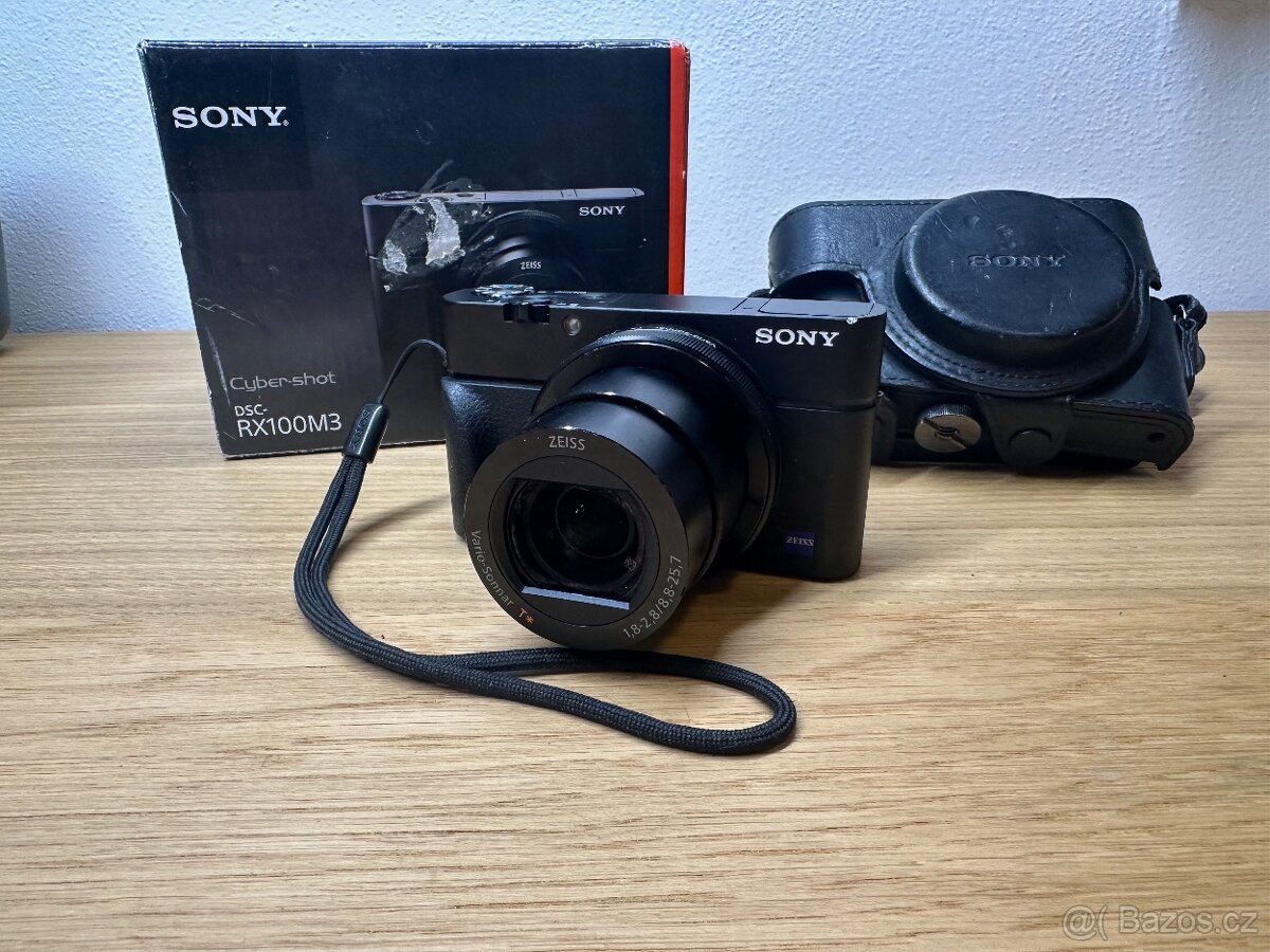 Prodám SONY RX100 III - 5