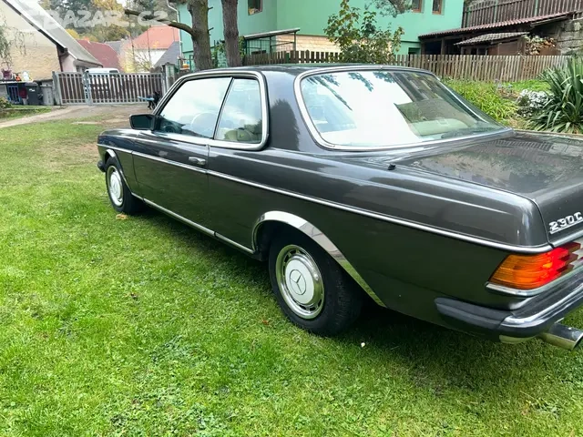 Mercedes 230 CE - cupé - 5