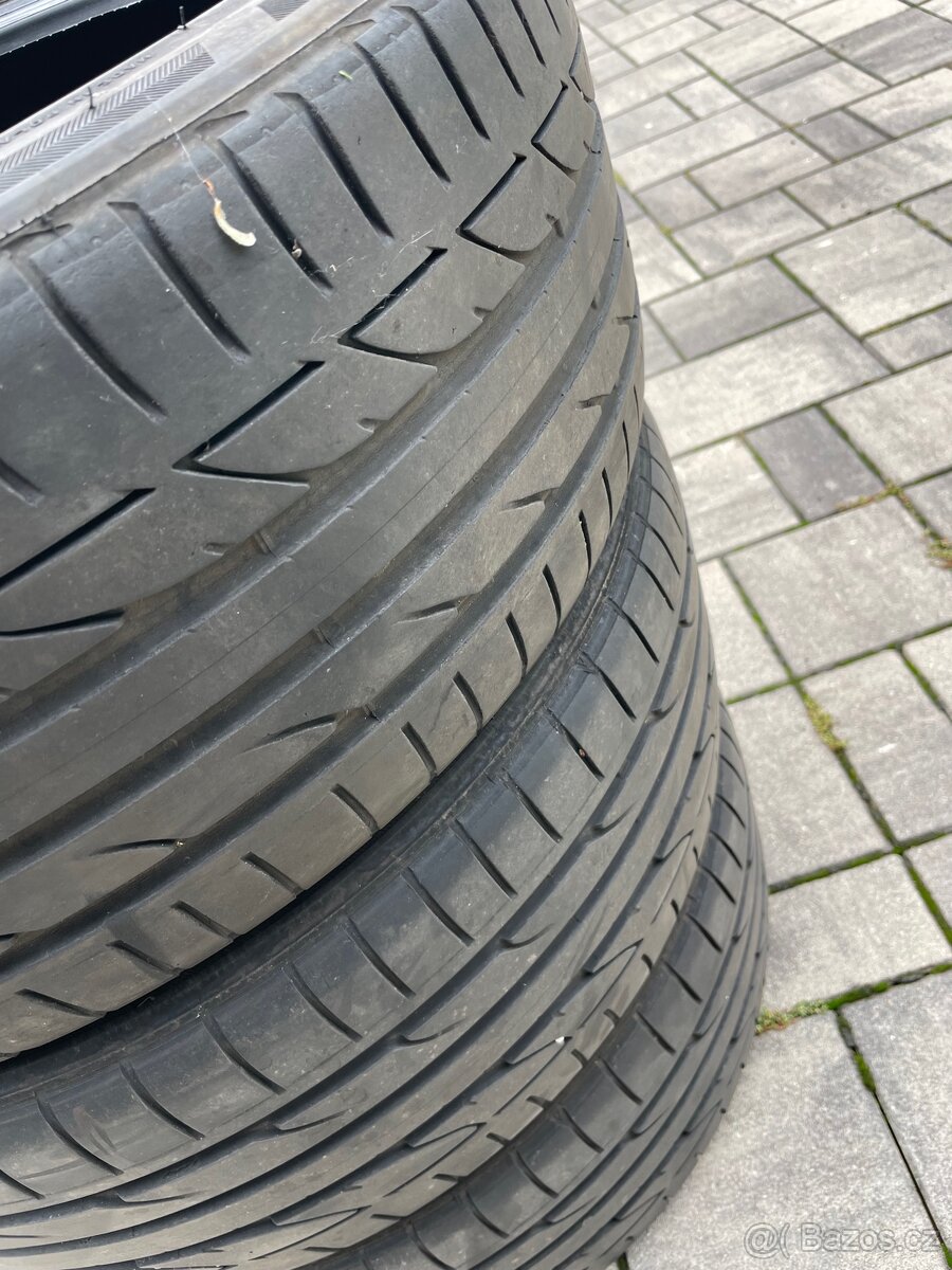 Letní pneu Bridgestone 235/45/R19 - 5